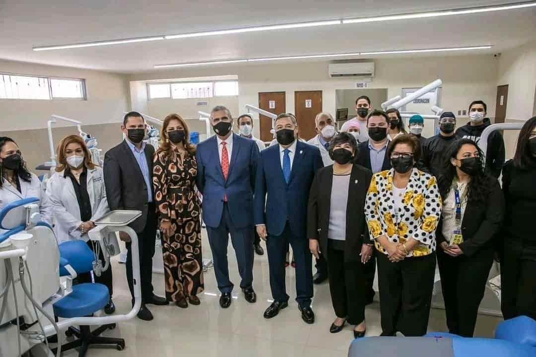 Inaugura UANL módulo dental en Apodaca