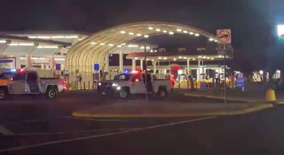 Cierran puentes internacionales tras balaceras en Nuevo Laredo