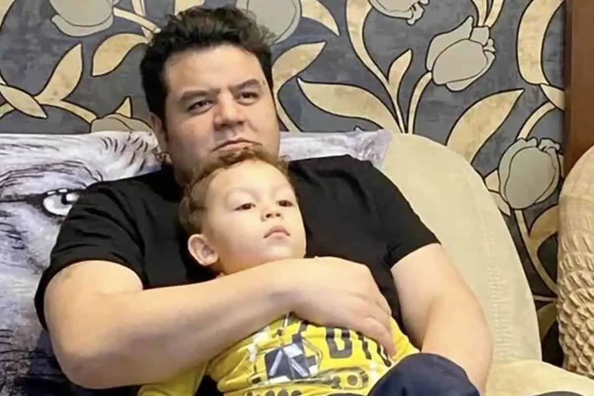 ¿Dónde estás hijo? Padre busca sacar a Alexander de 2 años de Ucrania