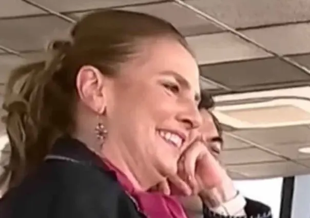 Se burla Beatriz Gutiérrez Müller en alusión a Peña Nieto en el AIFA
