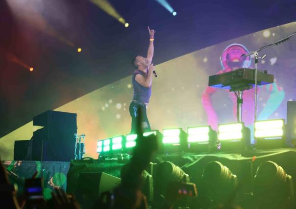 Viven regios mágica noche con Coldplay