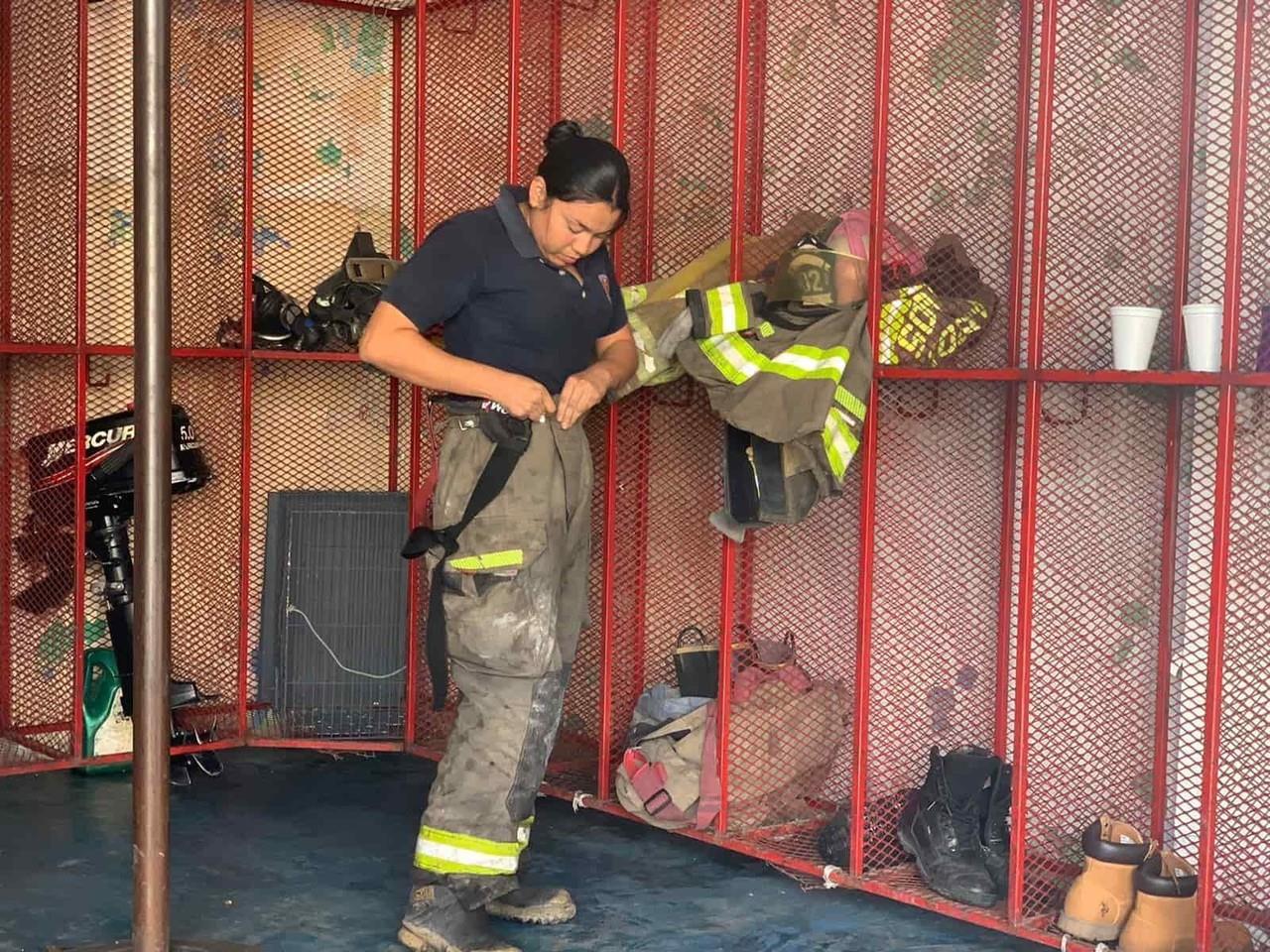 Me gusta ayudar a los demás: mujer bombero de Matamoros