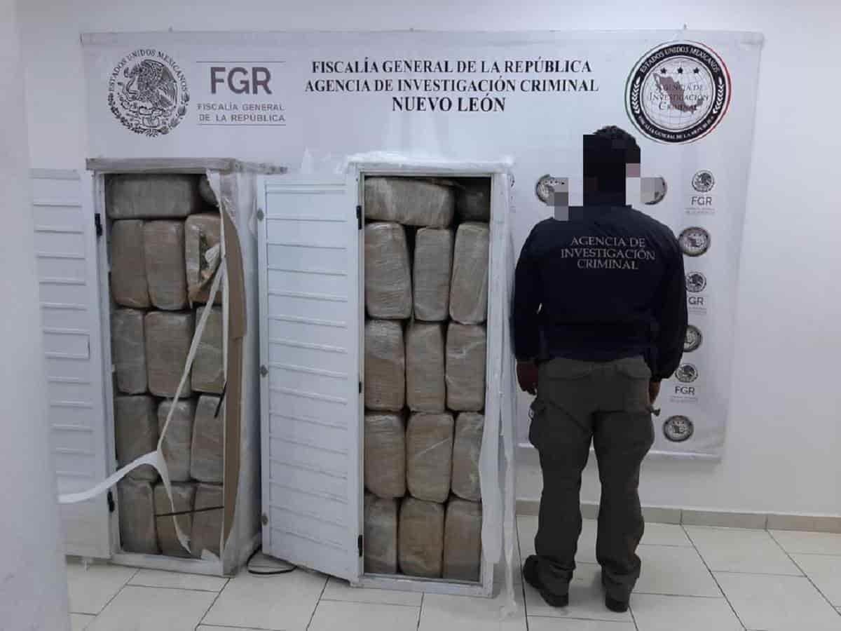 Asegura FGR 270 kilogramos de marihuana en San Nicolás