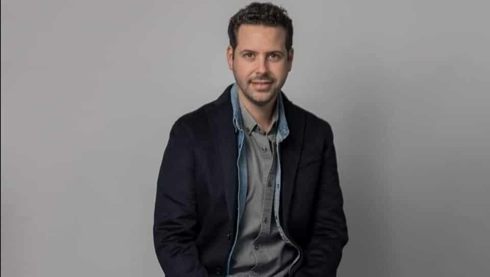 Debuta Dany Merlo como escritor con Atrévete y Hazlo