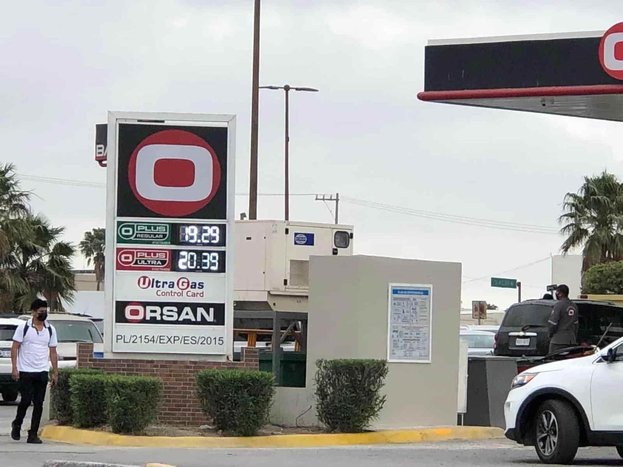 Con nuevo decreto, baja la gasolina en la frontera