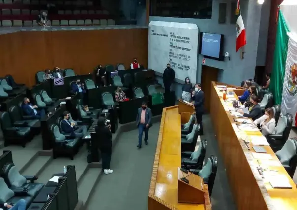 Peleas de gallos y tauromaquia son patrimonio cultural de Nuevo León