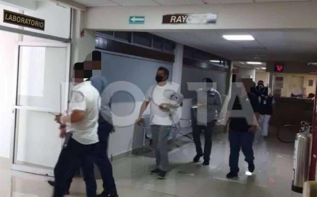 Sale “El Bronco” del penal al Metropolitano; le realizan estudios