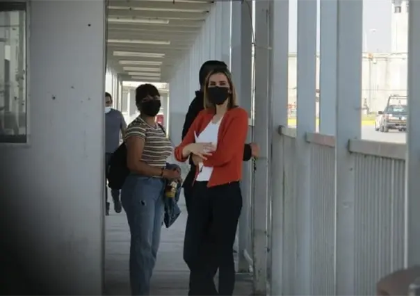 Llega Adalina Dávalos a visitar a El Bronco