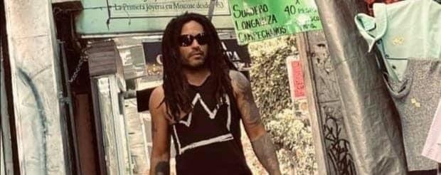 Pasea Lenny Kravitz por las calles de la Ciudad de México