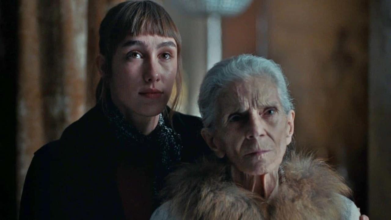 ¿Es La Abuela una cinta aterradora? Lee la crítica del filme