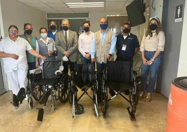 Dona CANACO sillas de ruedas a ISSSTE Matamoros