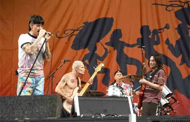 Rinden los Red Hot Chili Peppers homenaje a Taylor Hawkins