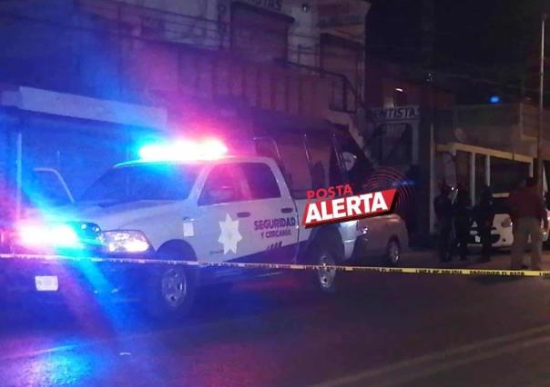 Ejecutan a hombre en barber shop de Santa Catarina