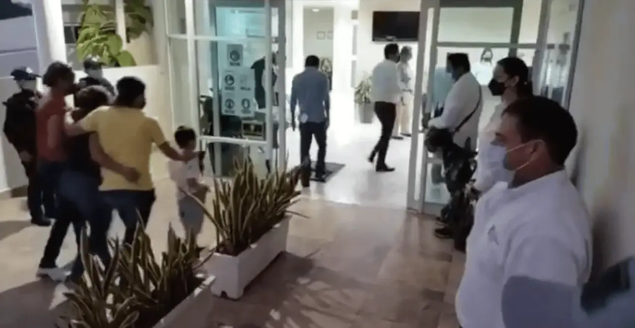 Restos de mujer policía son velados en Tampico