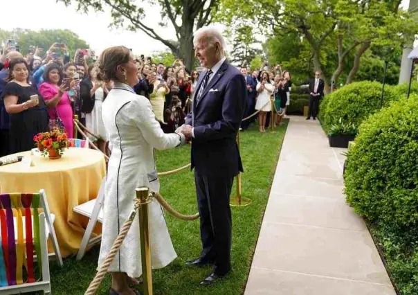 Celebra Beatriz Gutiérrez el 5 de Mayo con Biden