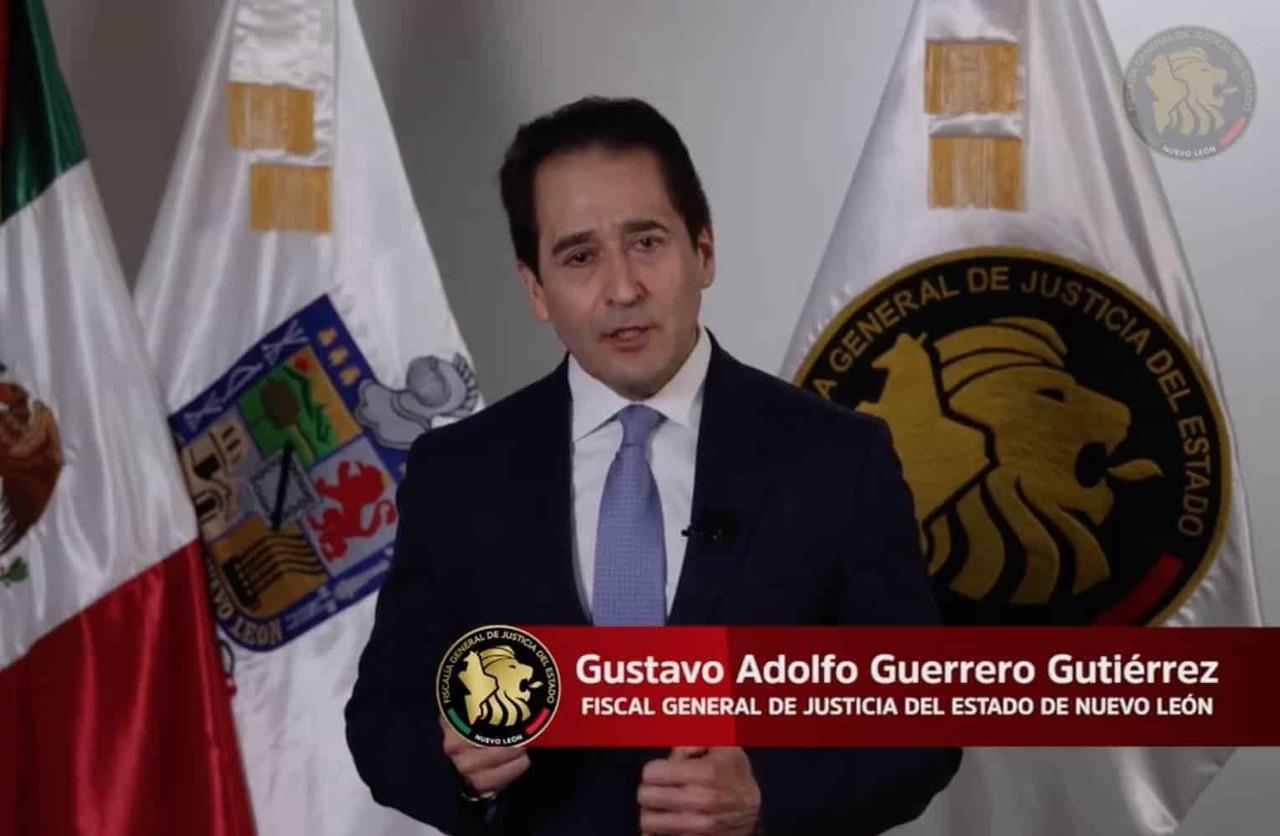 Critica Fiscalía a Samuel por usar redes sociales para pedir resultados