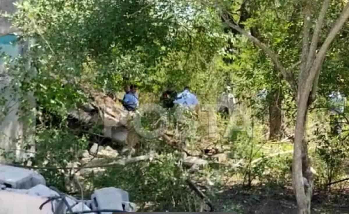 Mueren 2 niñas en Cadereyta; les cae barda encima