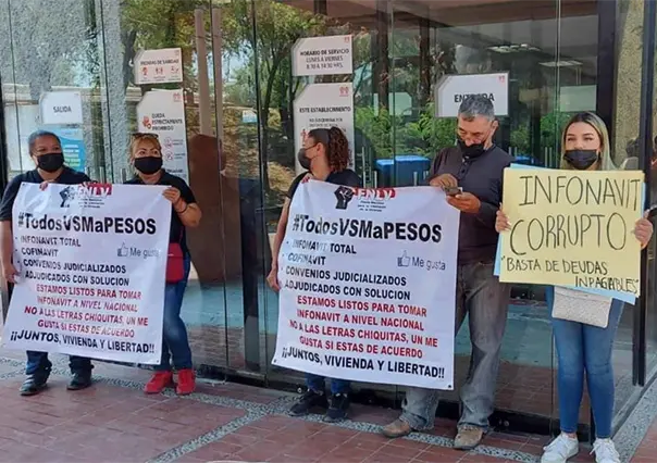 Exigen al Infonavit permitir el cambio de créditos de VSM a pesos