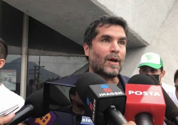 Asegura Eduardo Verástegui que son bendiciones ataques en su contra