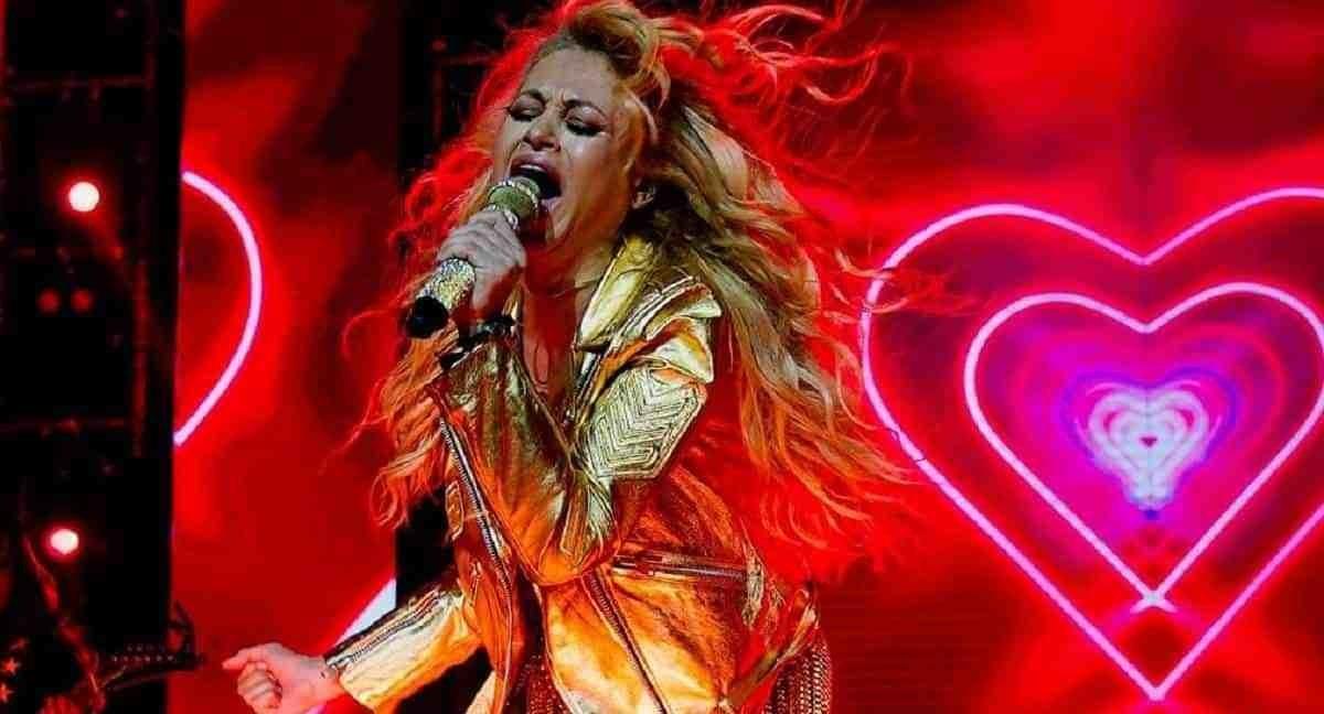 Paulina Rubio acusa a guardia de seguridad de tocarla