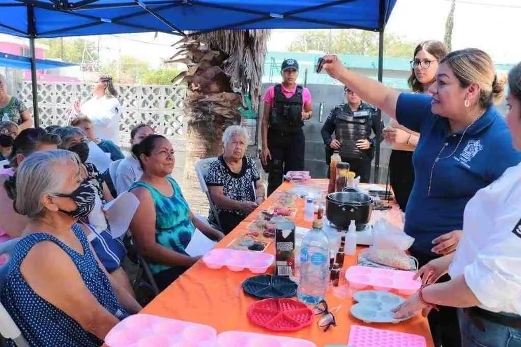 Impulsan talleres de autoempleo a mujeres de Santa Catarina