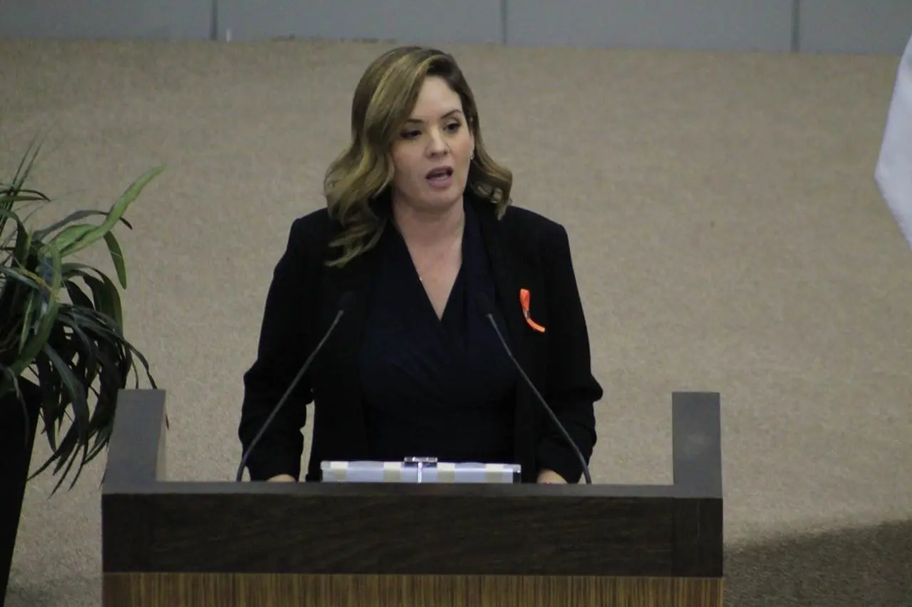 Propone Ale Cárdenas penas más duras contra hostigamiento sexual