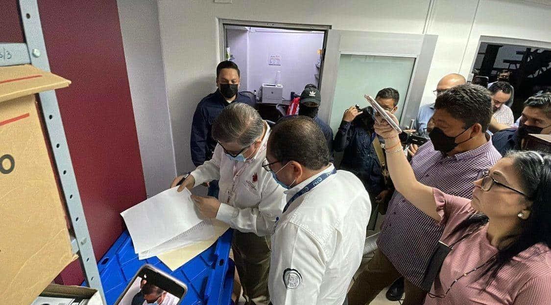 Irrumpe Fiscalía instalaciones de la Tesorería en Nuevo Laredo