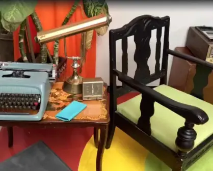 Exhibe Tampico objetos antiguos... ¡hasta sillón que toleró el ciclón Hilda!