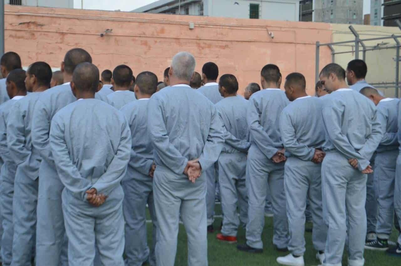 Alerta Derechos Humanos falta de atención de trastornos mentales en penales