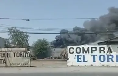 Se incendia el mall del yonke en Escobedo