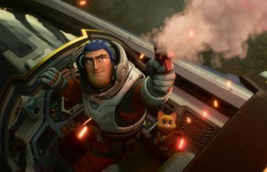 Critica productora de Lightyear a países que prohibieron la cinta