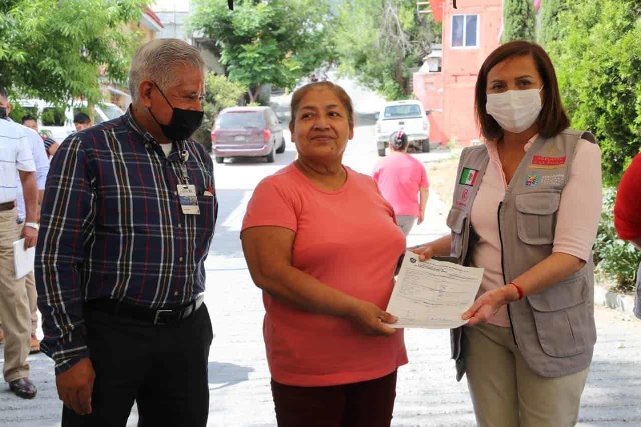 Apoya Cristina Díaz a guadalupenses en regularizar tomas de agua