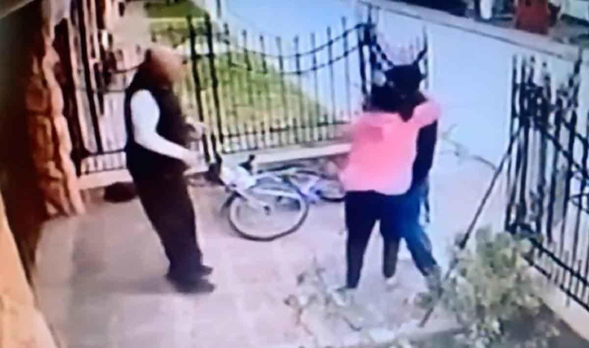 Abuelo mata a su nieto de un balazo en la cabeza tras sufrir golpiza