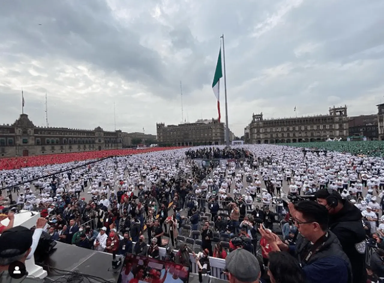 Rompe Ciudad de México Récord Guinness en clase masiva de boxeo