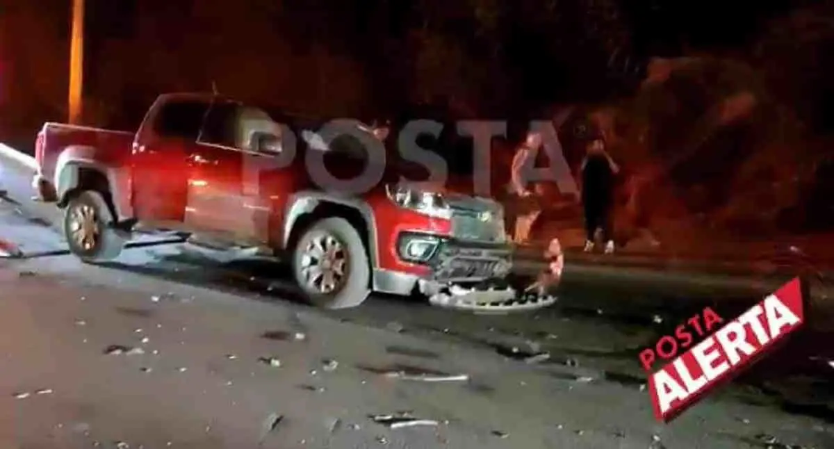 Muere mujer en choque frontal en Juárez