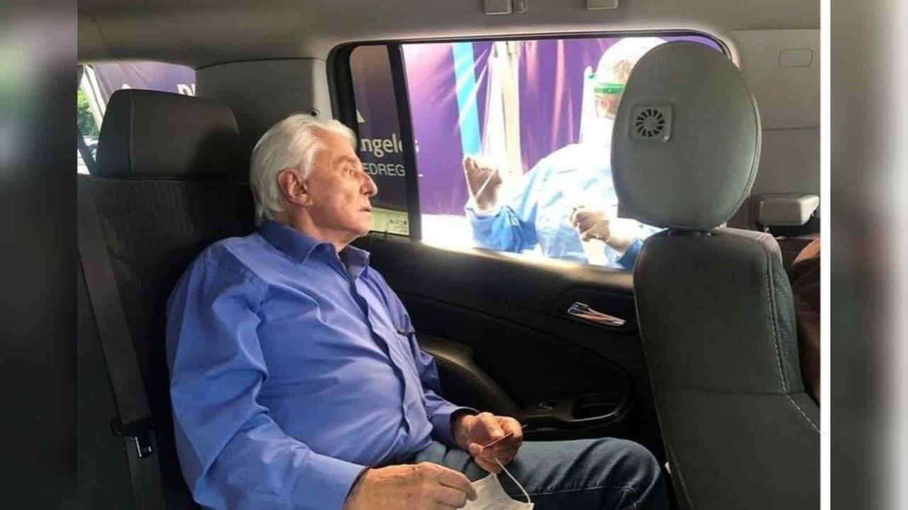 Enrique Guzmán da positivo a COVID-19, cancela show en Xalapa