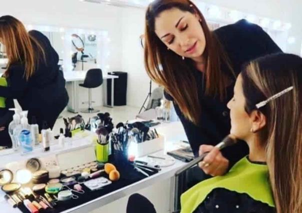 Sombra aquí: Día del(a) Maquillista, el arte de resaltar la belleza