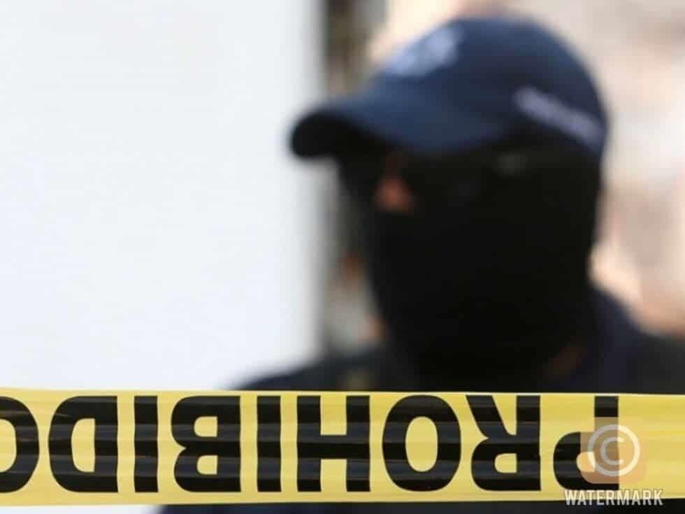 Encuentran cuerpo encobijado en Ciénega de Flores