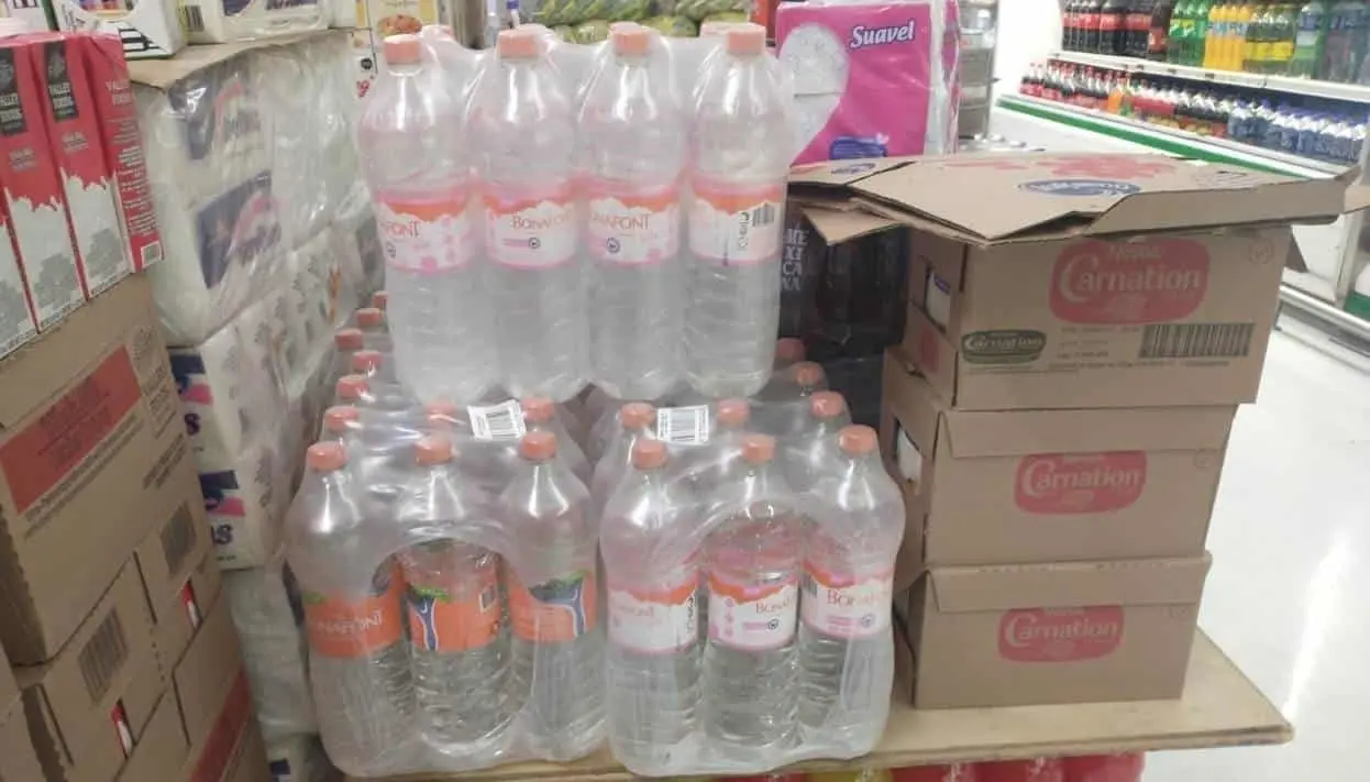 Los regios le hacen el feo al agua Bonafont