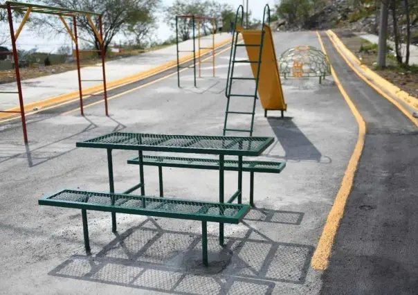 Transforman basurero clandestino en área recreativa en Monterrey
