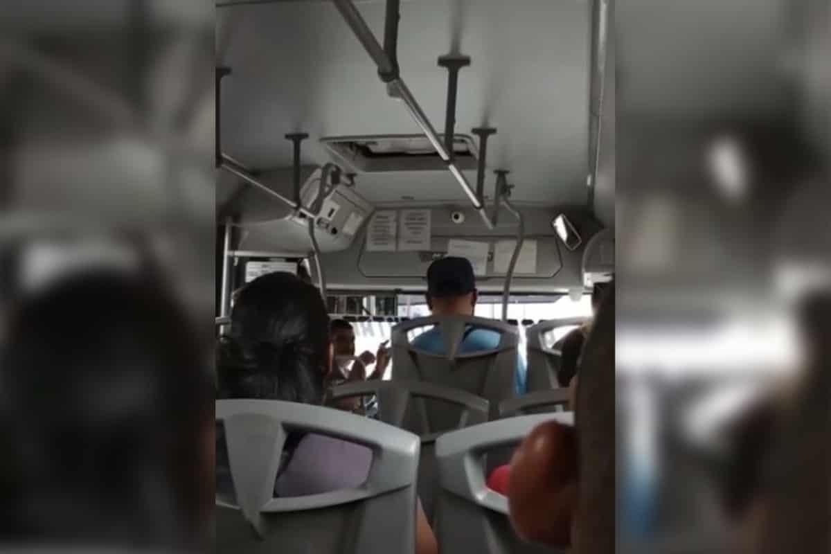 VIDEO: Señora cállese, chofer discute con pasajera que se niega al tarifazo