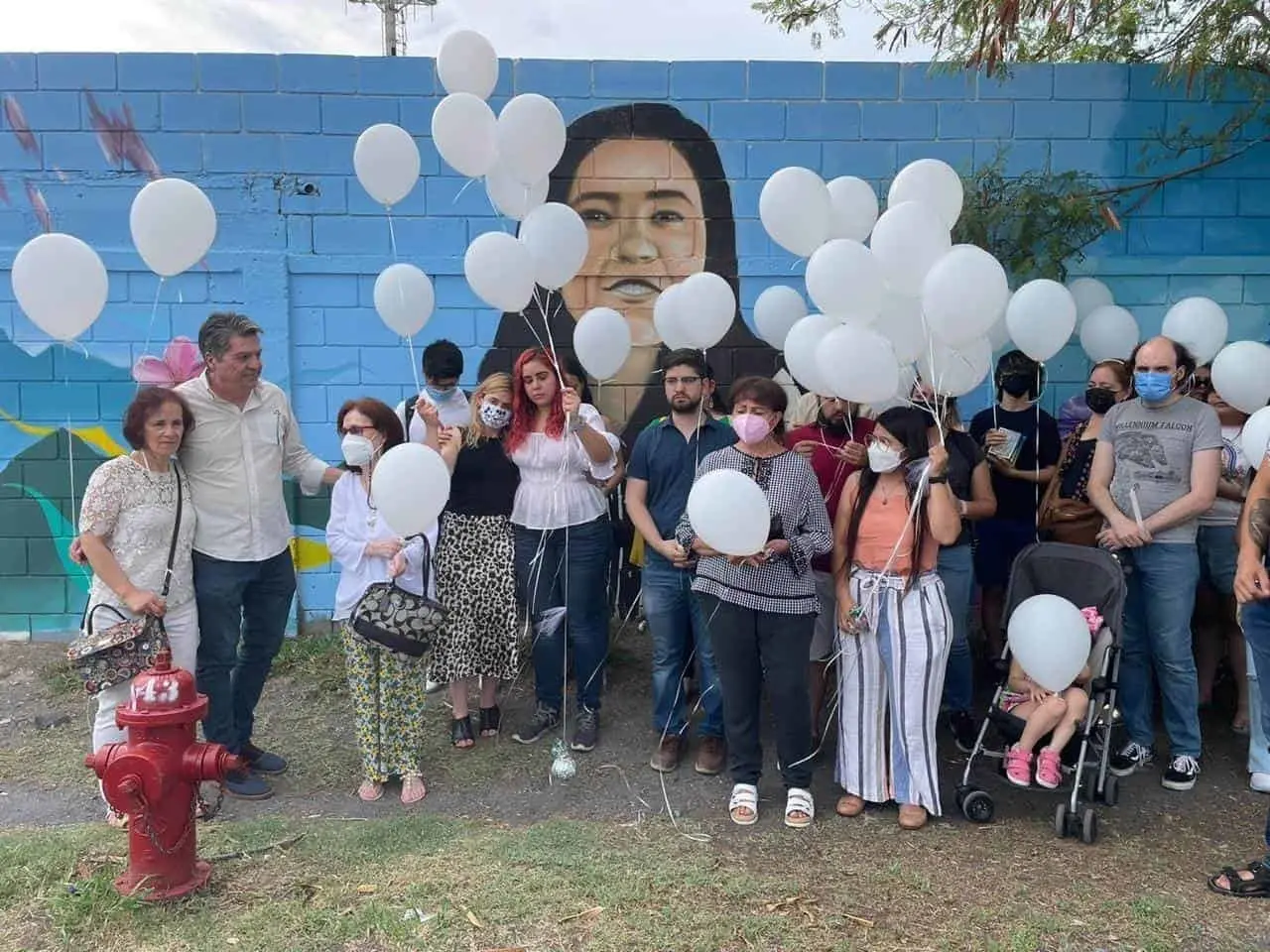 VIDEO: Realizan vigilia para recordar a María Fernanda en San Nicolás