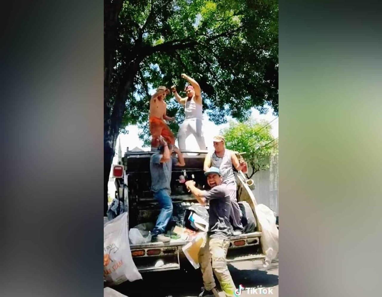 De recolectores de basura a Tiktokeros; la rompen en redes