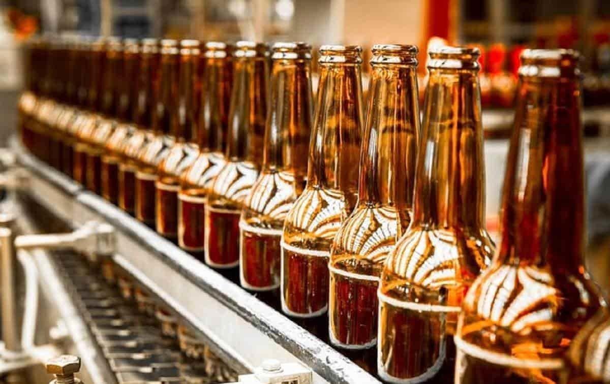 Pide AMLO parar producción de cervezas y refrescos por sequía en Nuevo León