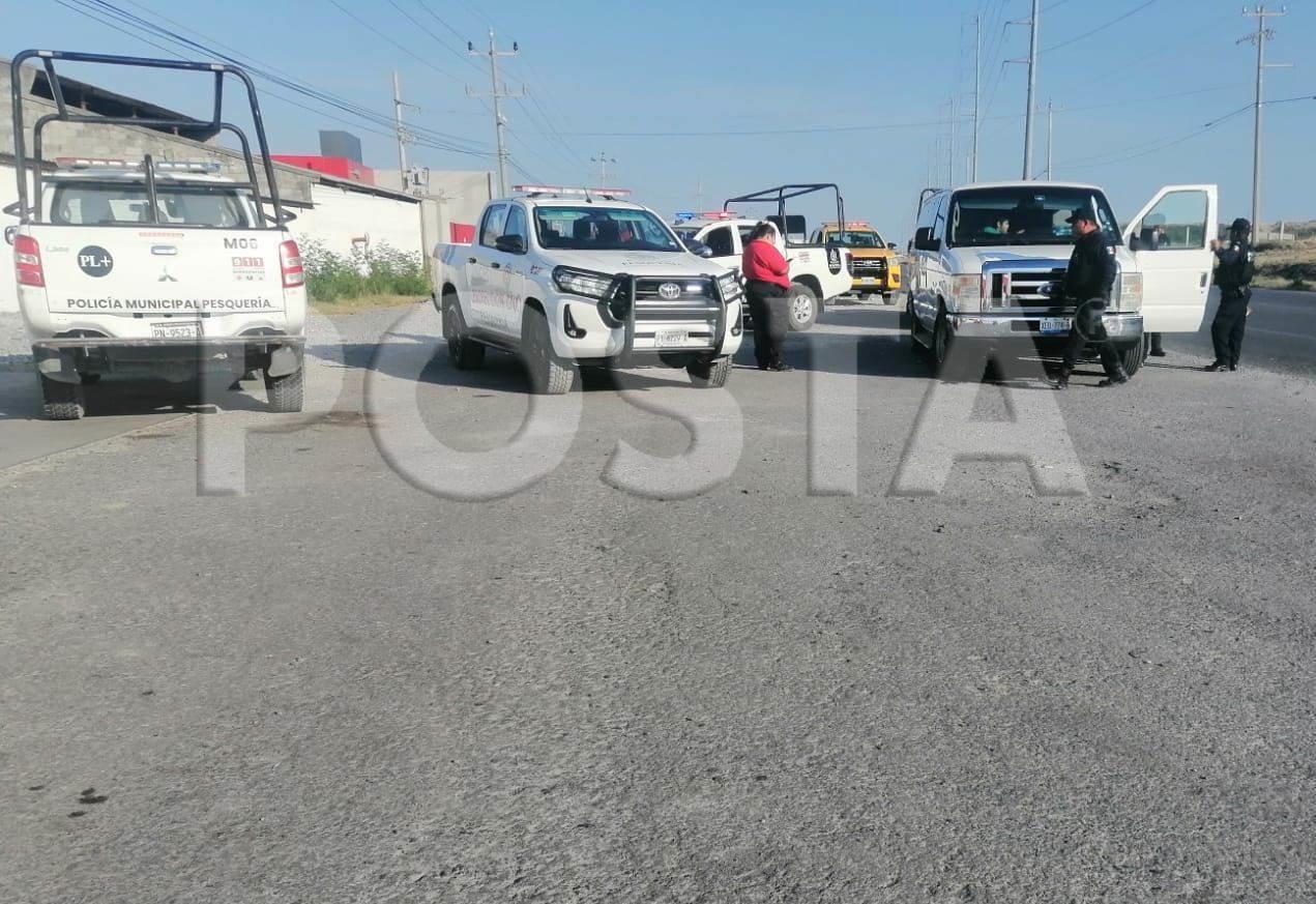 Rescatan a a 30 migrantes hacinados en una camioneta en Pesquería