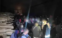 Rescata INM a 225 migrantes extranjeros en bodega del Edomex