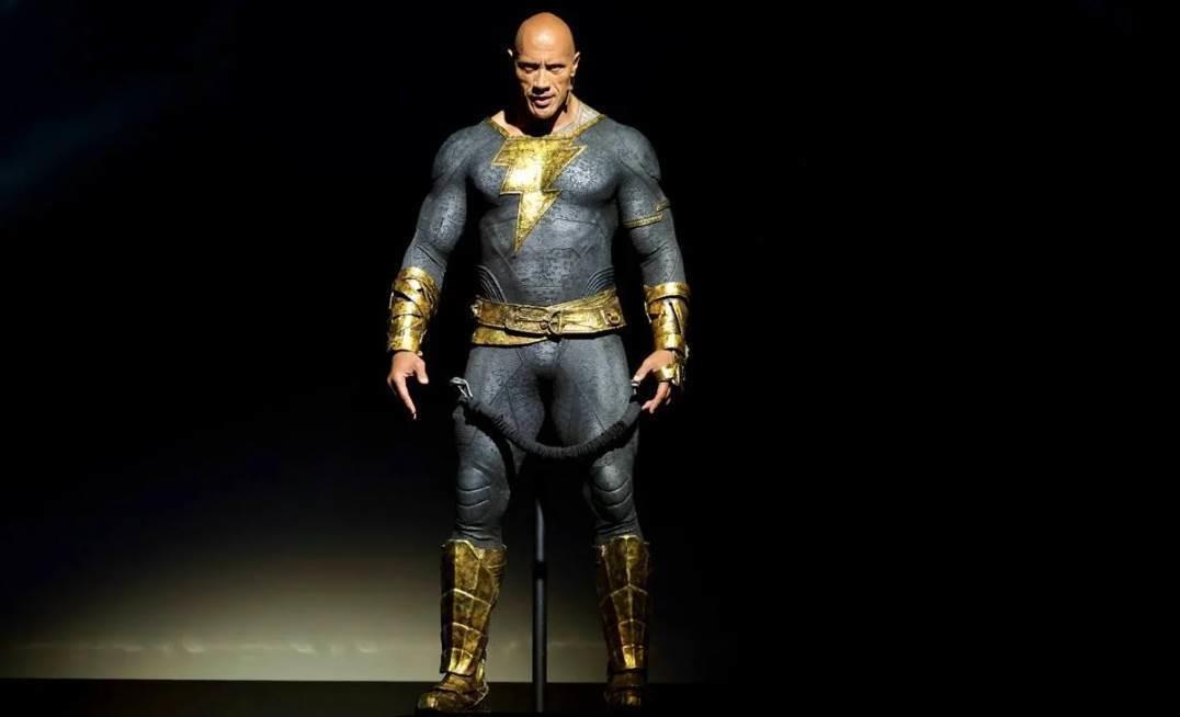 VIDEO: Sorprende Dwayne Johnson en Comic-Con; se disfraza como Black Adam