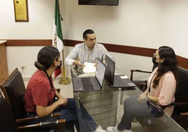 Busca MC que Servicio Social cuente como experiencia profesional