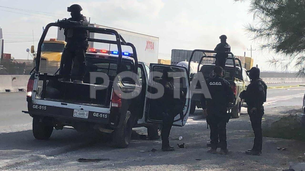 Rescatan policías a 6 indocumentados tras una balacera con un delincuente