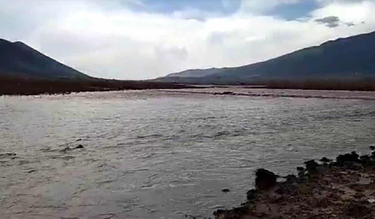 Sorprende fuerte lluvia a habitantes de Galeana, Nuevo León